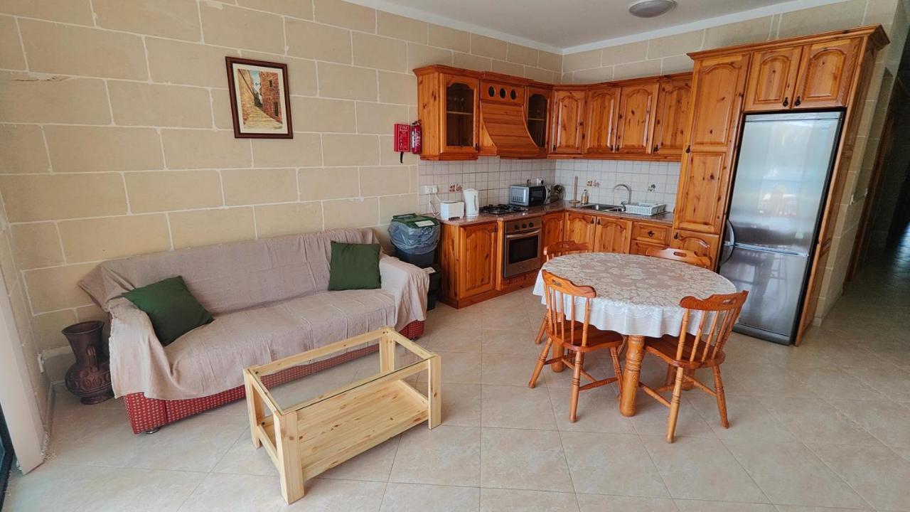 Seaview Apartment Zebbug  Buitenkant foto