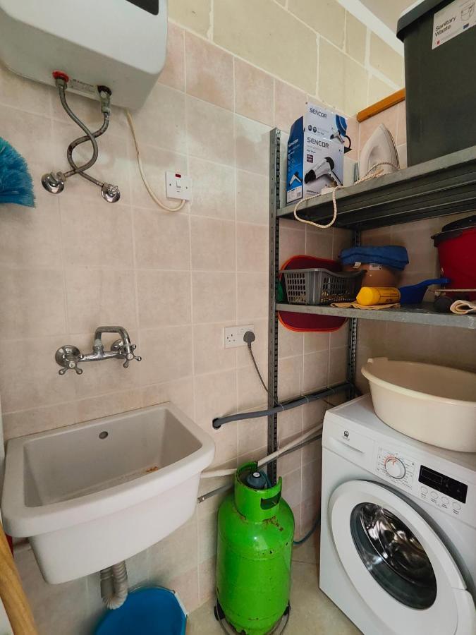 Seaview Apartment Zebbug  Buitenkant foto